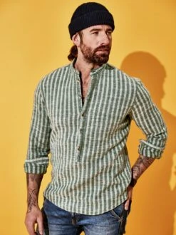 Bildhauerhemd -Bekleidungsverkauf Geschäft EC10 4693 DF 1