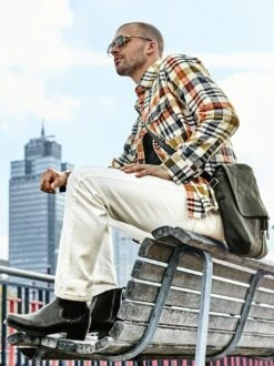 Haut-hin-Hemd -Bekleidungsverkauf Geschäft EC10 4748 DF