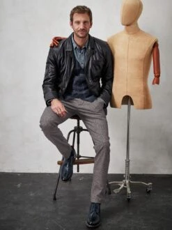 Jeansjoker-Hemd -Bekleidungsverkauf Geschäft EC10 4768 DB 1