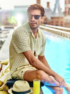 Waben-Hemd -Bekleidungsverkauf Geschäft EC10 4823 DF 2