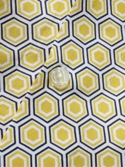 Waben-Hemd -Bekleidungsverkauf Geschäft EC10 4823 DJ