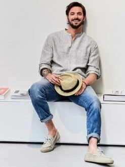 Fischerhemd -Bekleidungsverkauf Geschäft EC10 4827 DF