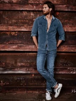 Tiefgründiges Jeanshemd 29 Tiefgründiges Jeanshemd -Bekleidungsverkauf Geschäft EC10 4835 DF 1