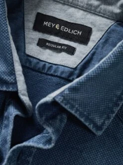 Tiefgründiges Jeanshemd 30 Tiefgründiges Jeanshemd -Bekleidungsverkauf Geschäft EC10 4835 DG 1