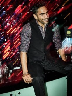 Bleib-dran-Hemd -Bekleidungsverkauf Geschäft EC10 4856 DD 1