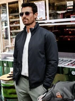 Passionshemd -Bekleidungsverkauf Geschäft EC10 4903 DE