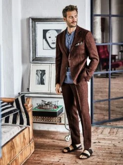 Wüsten-Shirt -Bekleidungsverkauf Geschäft EC10 4939 DE