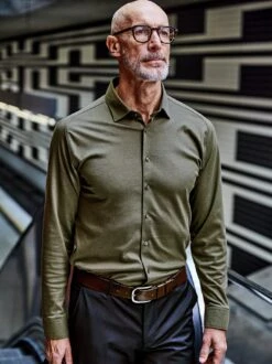 Jersey-Hemd -Bekleidungsverkauf Geschäft EC10 6018 DF