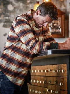 Country-Roads-Hemd 21 Country-Roads-Hemd -Bekleidungsverkauf Geschäft EC10 6021 DE 1