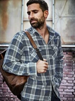 Blue Mountains-Jeanshemd -Bekleidungsverkauf Geschäft EC10 6041 DF 1