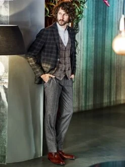 Hanseatisches Stehkragenhemd 25 Hanseatisches Stehkragenhemd -Bekleidungsverkauf Geschäft EC10 7137 DE