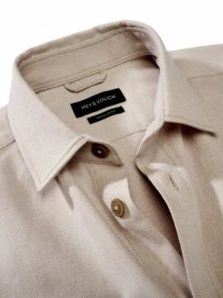 Über-Shirt -Bekleidungsverkauf Geschäft EC10 7277 DG 1