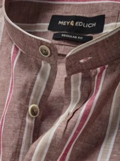 Ausgeglichenes Leinenhemd 37 Ausgeglichenes Leinenhemd -Bekleidungsverkauf Geschäft EC10 7391 DG