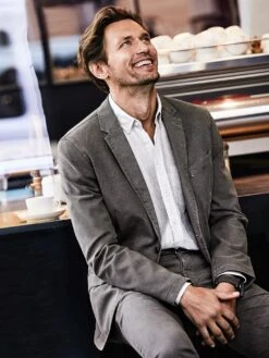 Riviera-Hemd -Bekleidungsverkauf Geschäft EC10 7420 DE 1