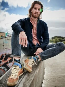 Graduiertes Hemd -Bekleidungsverkauf Geschäft EC10 7457 DF 1