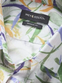 Kopf-aus-Hemd 26 Kopf-aus-Hemd -Bekleidungsverkauf Geschäft EC10 7496 DG 1