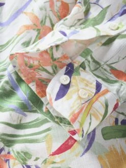 Kopf-aus-Hemd 20 Kopf-aus-Hemd -Bekleidungsverkauf Geschäft EC10 7496 DH