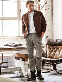 Urahnen-Hemd 26 Urahnen-Hemd -Bekleidungsverkauf Geschäft EC10 7501 DD