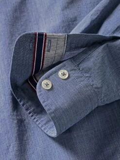 Modus-Hemd -Bekleidungsverkauf Geschäft EC10 7580 DH