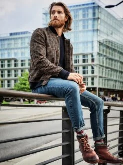 Ringel-Socke -Bekleidungsverkauf Geschäft EC21 7220 DF 1