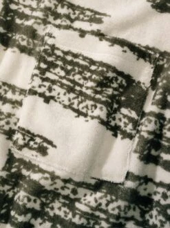 Schlaufen-Shirt -Bekleidungsverkauf Geschäft EC23 6215 DJ