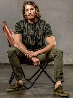 Going-wild-Shirt -Bekleidungsverkauf Geschäft EC23 6221 DE 1