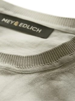 Cirrostratus-Shirt -Bekleidungsverkauf Geschäft EC23 6230 DH 1