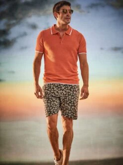 Zeitreisen-Polo 22 Zeitreisen-Polo -Bekleidungsverkauf Geschäft EC23 6231 DF 1