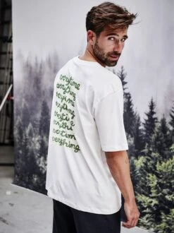 Alles-immer-Shirt -Bekleidungsverkauf Geschäft EC23 6330 DF