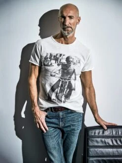 Legenden-Shirt Redford -Bekleidungsverkauf Geschäft EC23 6453 DF 1