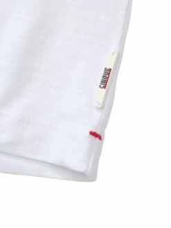 T-Shirt Cirune -Bekleidungsverkauf Geschäft EC23 6470 DI