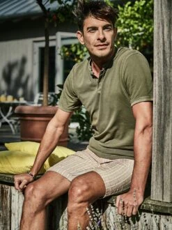 Lust-auf-Luft-Leinenpolo -Bekleidungsverkauf Geschäft EC23 6480 DF