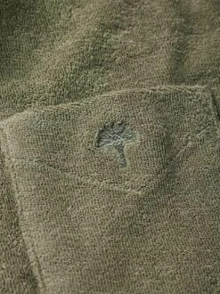 Strandbar-Polo -Bekleidungsverkauf Geschäft EC23 6586 DH