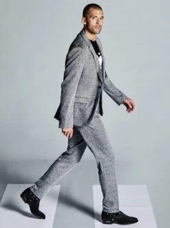 Pilzkopf-Shirt -Bekleidungsverkauf Geschäft EC23 6622 DF