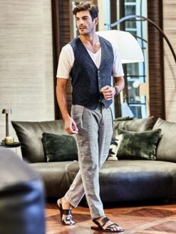 130-Gramm-Shirt -Bekleidungsverkauf Geschäft EC23 7460 DE