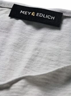 Grenzenlos-Longsleeve -Bekleidungsverkauf Geschäft EC23 7856 DG 1