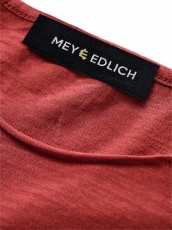 Grenzenlos-Longsleeve -Bekleidungsverkauf Geschäft EC23 7857 DG