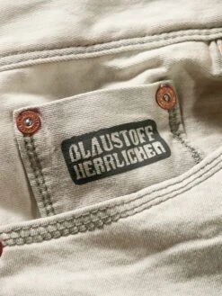 Unclean-Jeans -Bekleidungsverkauf Geschäft EC24 4690 DG