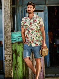 Lonely-Island-Shorts -Bekleidungsverkauf Geschäft EC24 4754 DE 1