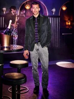 Herrlichers Graue 21 Herrlichers Graue -Bekleidungsverkauf Geschäft EC24 4986 DB