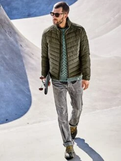 Herrlichers Graue 25 Herrlichers Graue -Bekleidungsverkauf Geschäft EC24 4986 DF