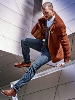 Bitcoin-Jeans -Bekleidungsverkauf Geschäft EC24 6013 DE 1