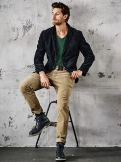 Gewaschene Cordhose -Bekleidungsverkauf Geschäft EC24 6051 DF 1