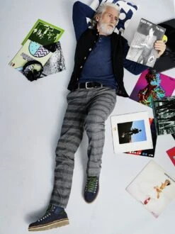 Loch-Ness-Hose -Bekleidungsverkauf Geschäft EC24 6053 DE 1