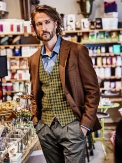 (Un)kaputtbare Jeans -Bekleidungsverkauf Geschäft EC24 6054 DC