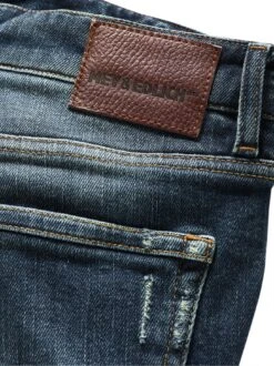 (Un)kaputtbare Jeans -Bekleidungsverkauf Geschäft EC24 6054 DI