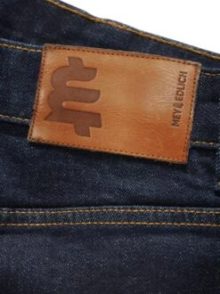 Kraftakt-Jeans -Bekleidungsverkauf Geschäft EC24 6121 DI 1