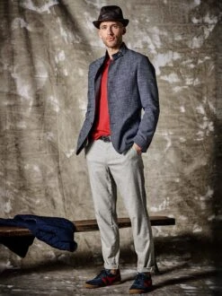 Esterhazy-Chino -Bekleidungsverkauf Geschäft EC24 6143 DF 1