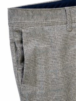 Esterhazy-Chino -Bekleidungsverkauf Geschäft EC24 6143 DG 1