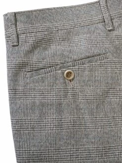 Esterhazy-Chino -Bekleidungsverkauf Geschäft EC24 6143 DI 1